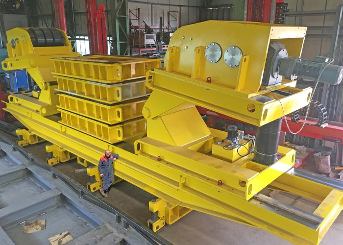 2000 tonne capacity special purpose built welding rotators